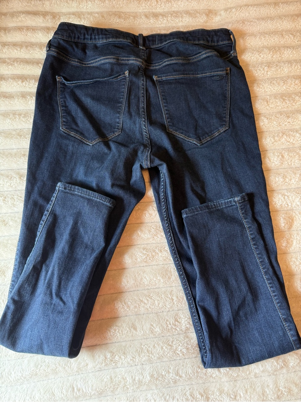 Hollister Dark Indigo Skinny Jeans - Picture 3 of 3